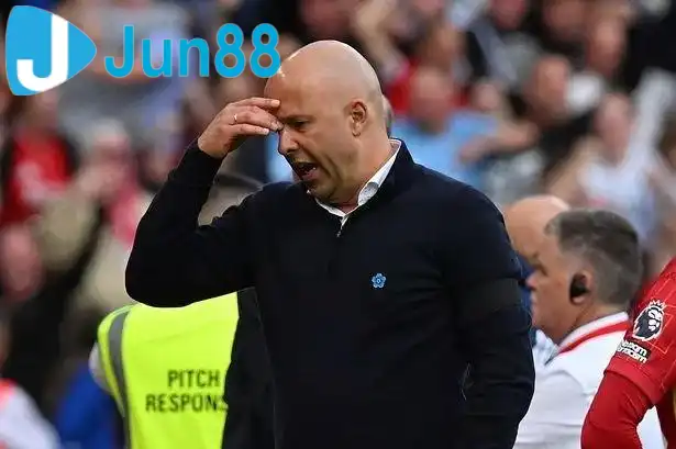 Liverpool đang trải qua những ngày không vui (Ảnh: NBC) Liverpool đang trải qua những ngày không vui (Ảnh: NBC)