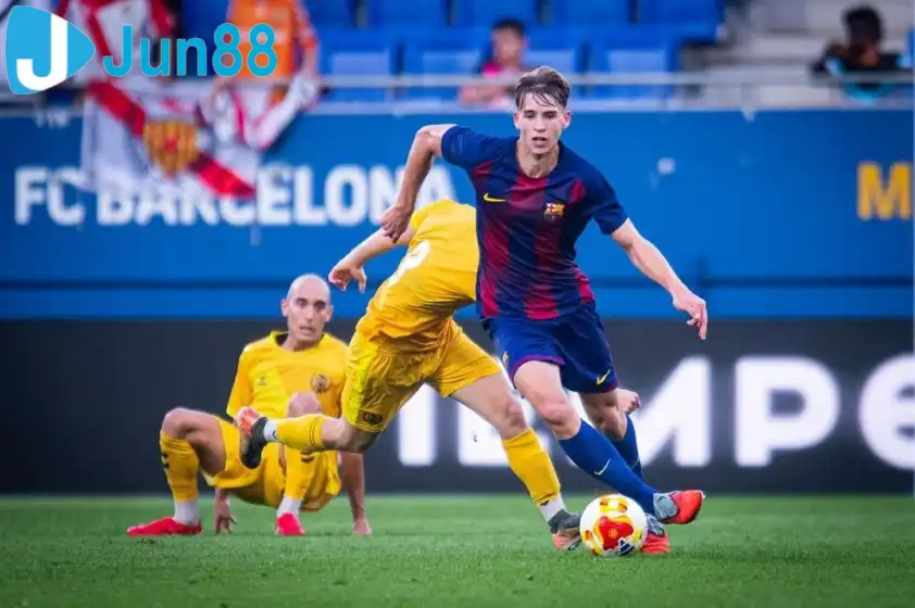 Tài năng của Barca đang được nhiều ông lớn Ngoại hạng Anh để ý. (Ảnh: CLB) Tài năng của Barca đang được nhiều ông lớn Ngoại hạng Anh để ý. (Ảnh: CLB)