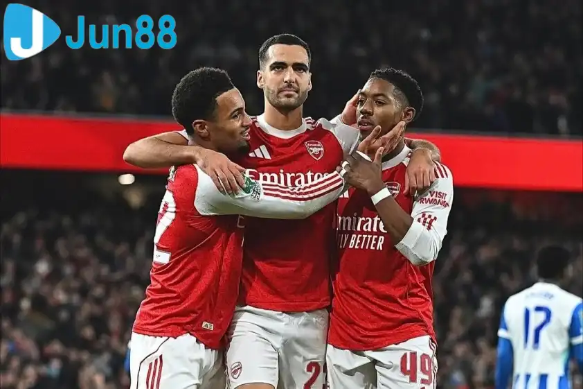 Merino có thể thi đấu ở nhiều vị trí khác nhau trên sân. Ảnh: CLB Merino có thể thi đấu ở nhiều vị trí khác nhau trên sân. Ảnh: CLB