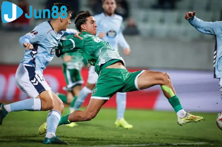 Ludogorets được đánh giá cao hơn ở trận đấu này. Ludogorets được đánh giá cao hơn ở trận đấu này.